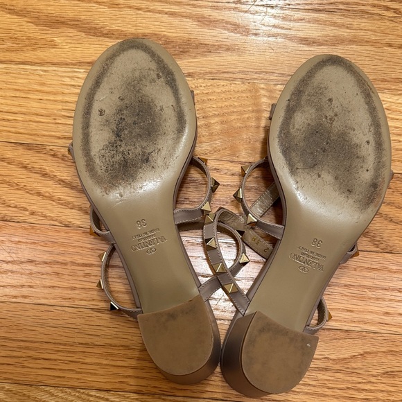 Valentino Taupe Leather Rockstud Block Heel Mules - Picture 5 of 6